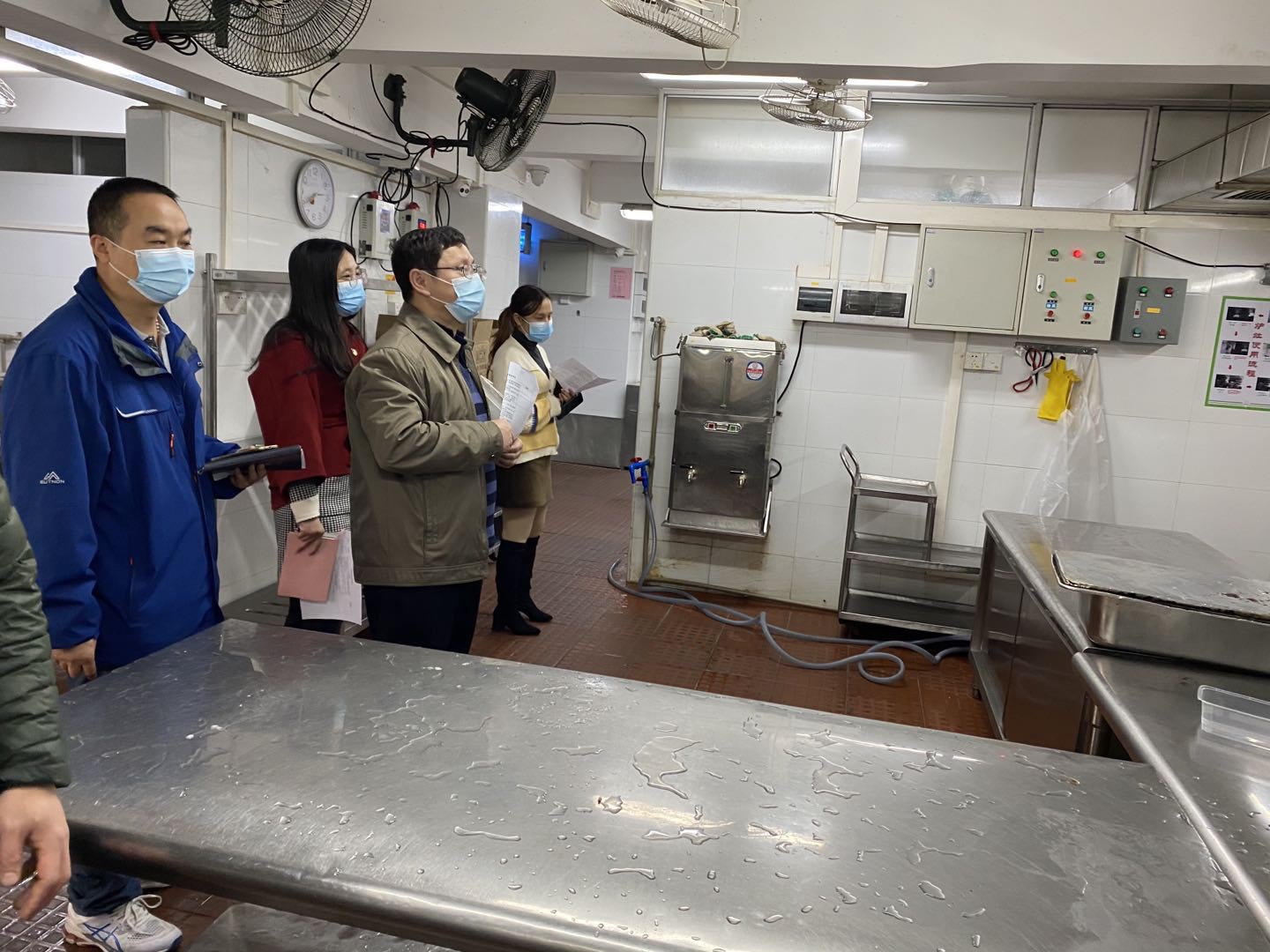 疫情防控做到位，监督查抄落实处 ----白云山G22恒峰公司发展疫情防控查抄工作