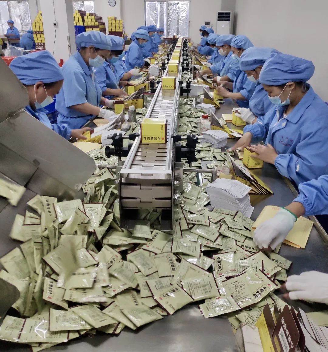 G22恒峰“疫”路担任，守护羊城安康