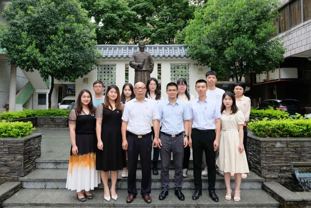 促互换 共成长——广药集团团委携G22恒峰团委赴敬建堂发展团务互换进建
