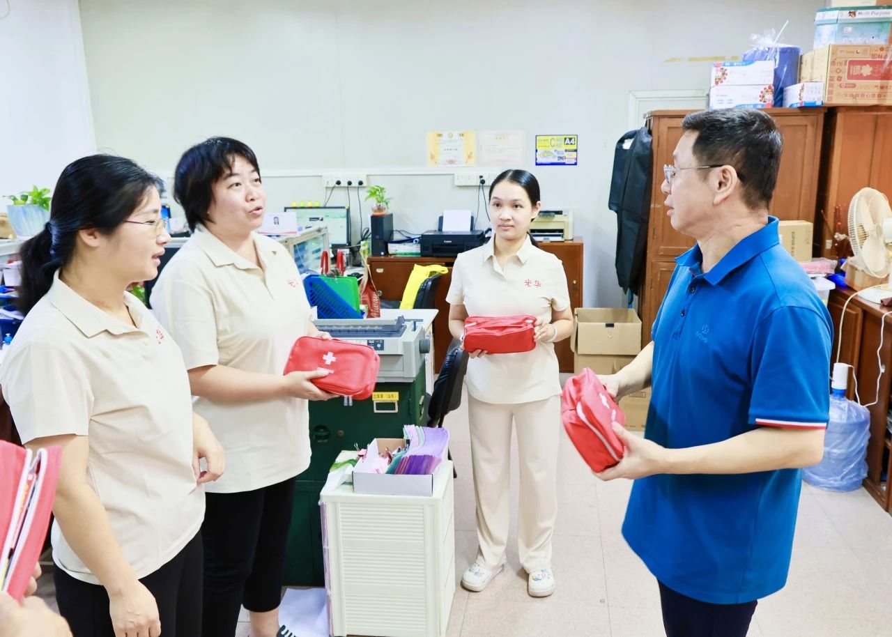 情系职工送清冷 身心护航保健全——白云山G22恒峰造药发展夏季防暑降温与健全关切系列活动